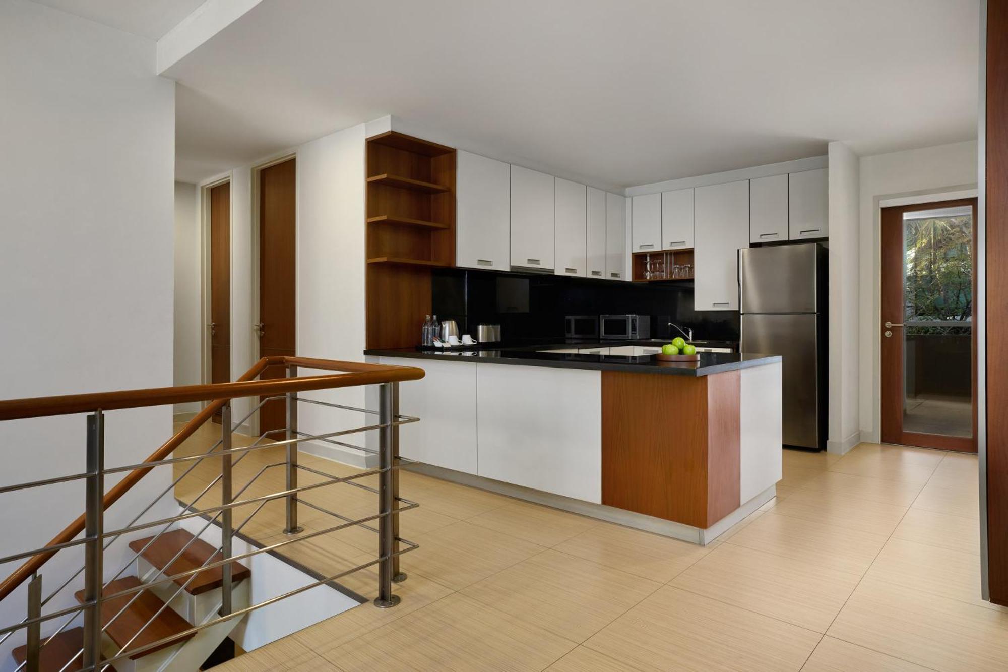 The Park Nine Hotel Srinakarin Банкок Стая снимка