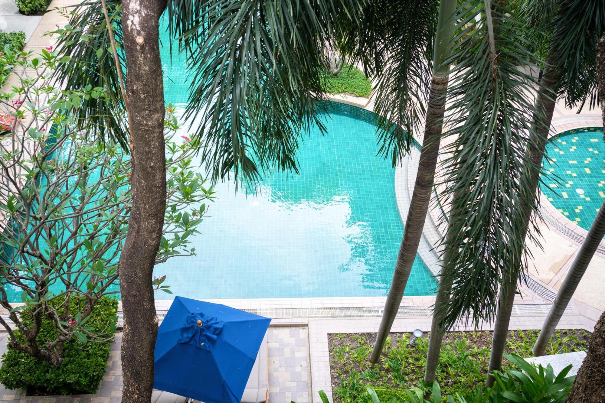 The Park Nine Hotel Srinakarin Банкок Стая снимка