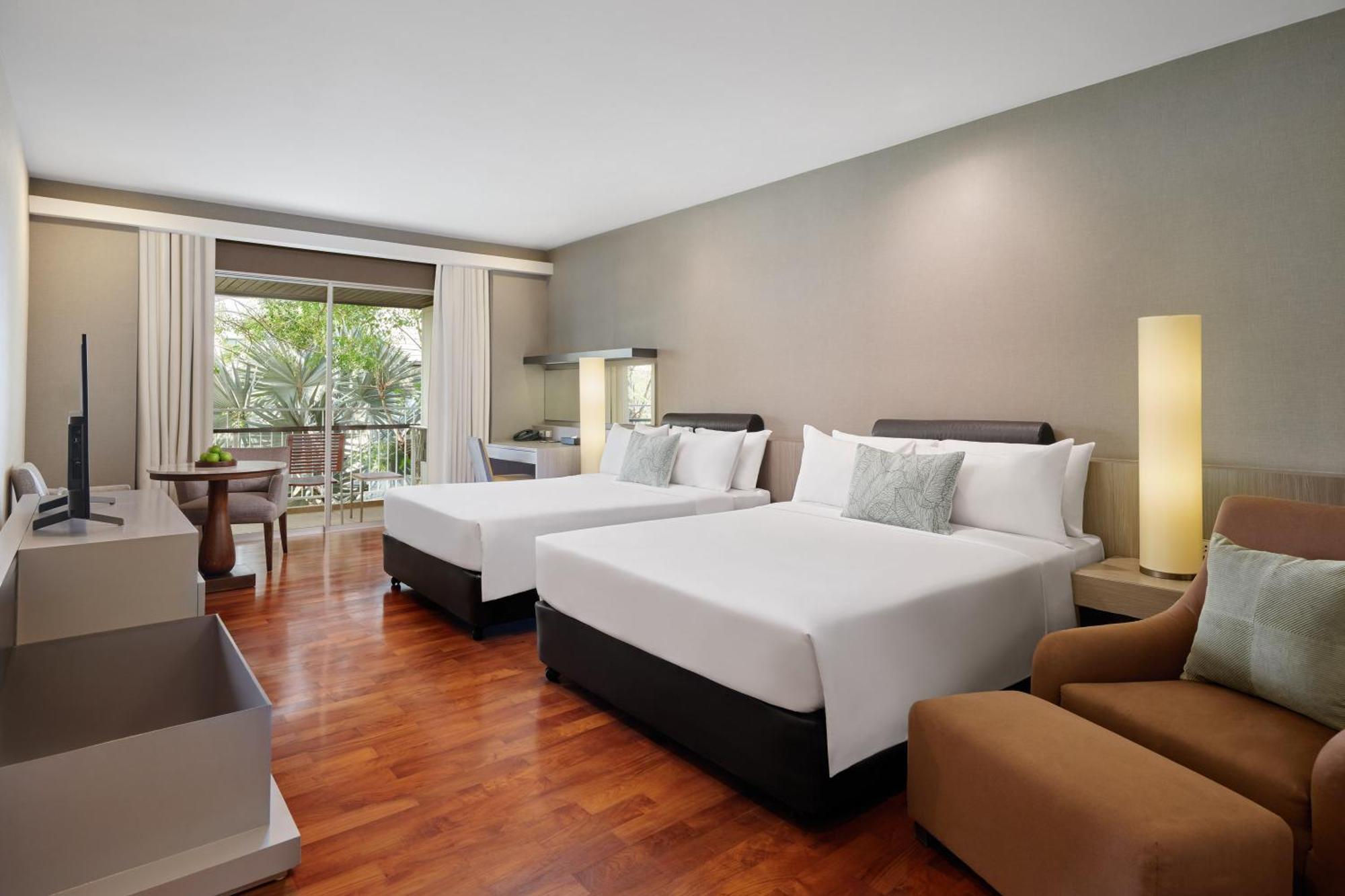 The Park Nine Hotel Srinakarin Банкок Стая снимка