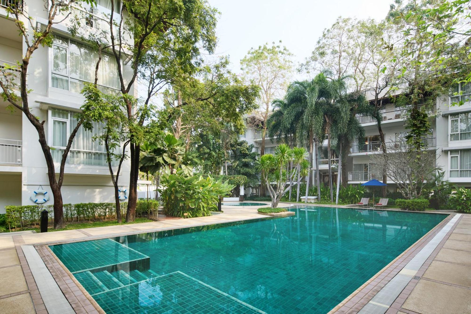 The Park Nine Hotel Srinakarin Банкок Екстериор снимка
