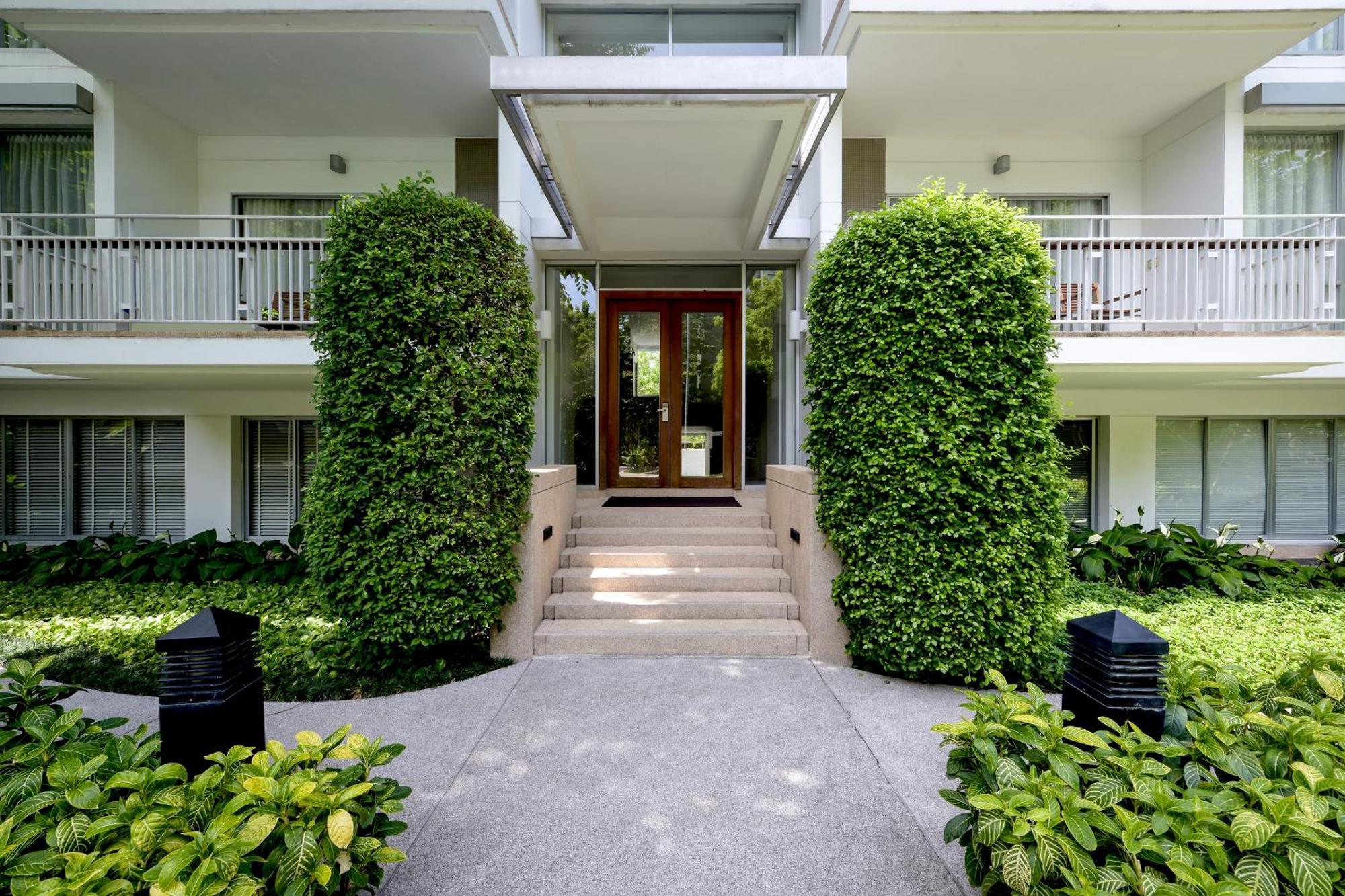 The Park Nine Hotel Srinakarin Банкок Екстериор снимка